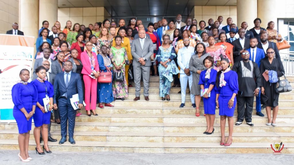 Intégration des aspects Genre dans le cadre stratégique de la Primature, Paul Gaspard Ngondankoy Nkoy-Ea-Loongya lance un atelier de renforcement de capacités