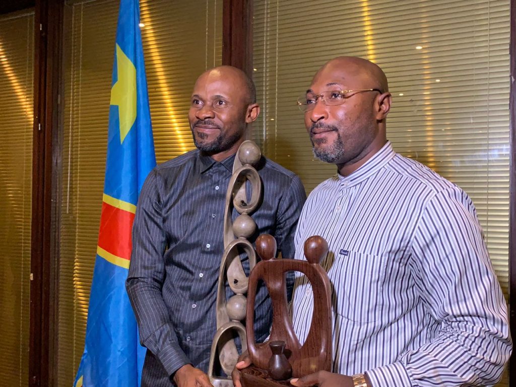 Visite du Pape: La presse de Kinshasa reconnaît le mérite du génie Congolais