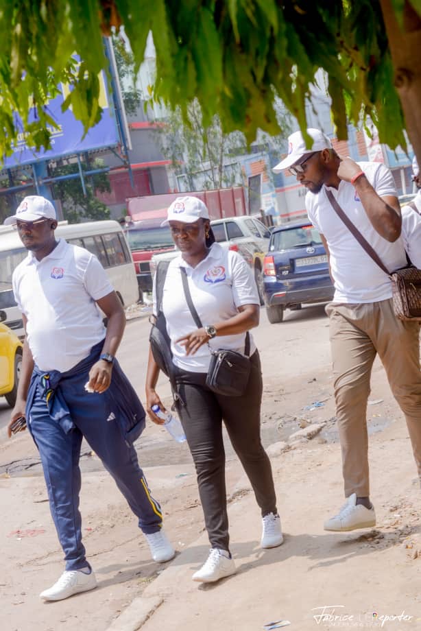 Kinshasa : L’Asbl « Aimons-nous vivant » actualise sa solidarité dans une marche de santé