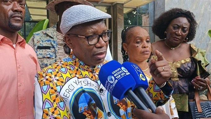 RDC : L’UDPS réagit aux propos du sénateur Bahati Lukwebo sur la relecture de la Constitution