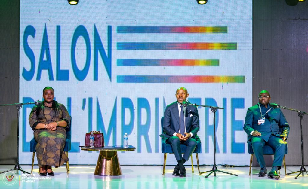 Salon de l’imprimerie : Patrick Muyaya souhaite l’accompagnement du gouvernement à ce secteur de production